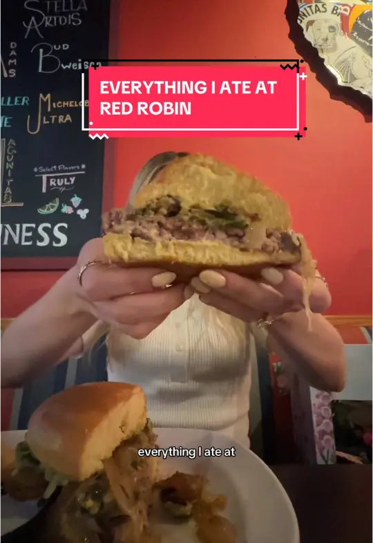 Red Robin Gourmet Burgers and Brews in Orlando, video by haleyhanson_ on TikTok