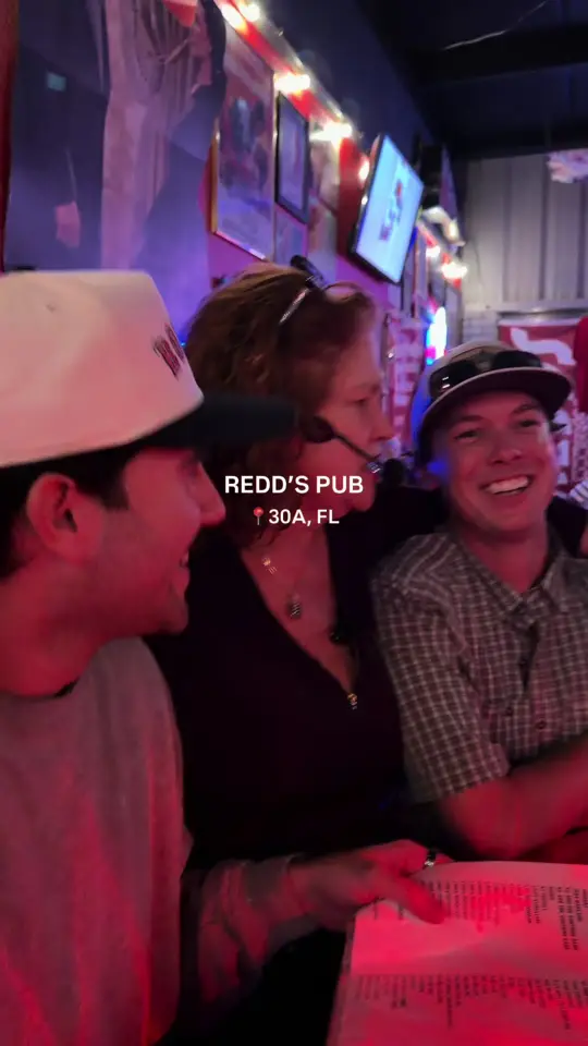 Redds Pub in Santa Rosa Beach, video by 30a.curated on TikTok