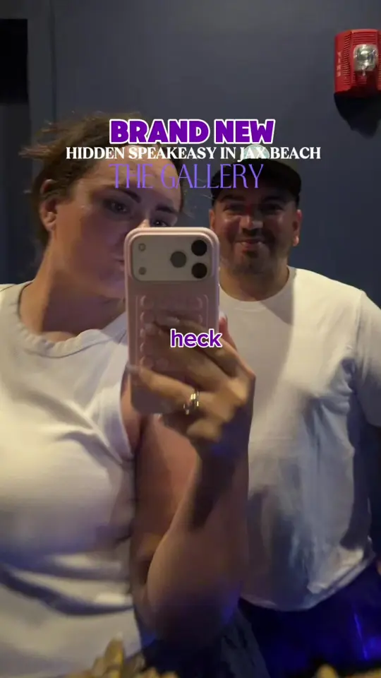 Refinery Jax Beach in Jacksonville Beach showing review, visit, cocktail, atmosphere, video by melindaeats on TikTok