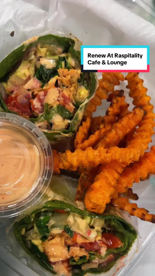  in Florida showing cafe, smoothies, salads, meal prep, video by lifegardening on TikTok