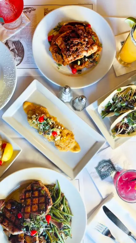 River House Seafood in Savannah showing atmosphere, visit, video by Savannah's River House Seafood on Facebook