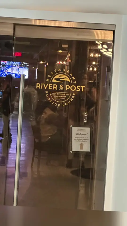 River & Post in Jacksonville showing review, visit, rooftop lounge, downtown view, video by oceanlover1903 on TikTok
