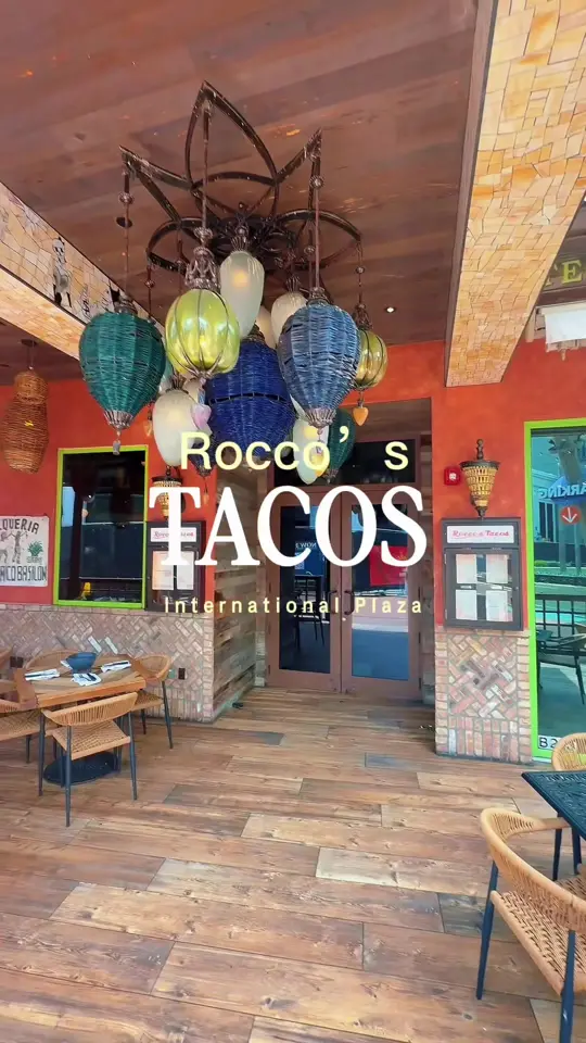 Rocco's Tacos & Tequila Bar in Tampa showing restaurant visit, atmosphere, drinks, margaritas, video by chilldesignsbyjess on TikTok