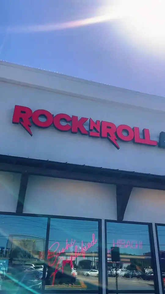 Rock N Roll Sushi in Locust Grove showing sushi, restaurant visit, video by thepinckneygroupatl on TikTok