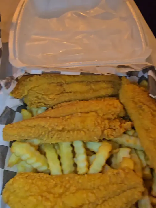 Rockin Crab Seafood & Bar in Stonecrest showing food review, seafood, video by atlantasfatfoodie on TikTok