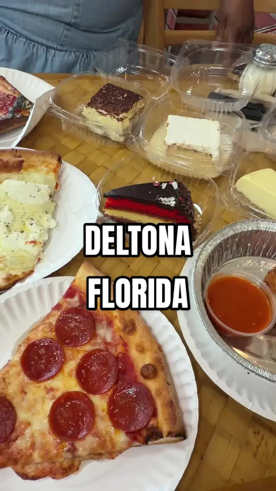 Roma Pizza Deltona in Deltona showing review, visit, pizza, garlic knots, chicken parm sub, dessert, video by lifewithtayrizz on TikTok