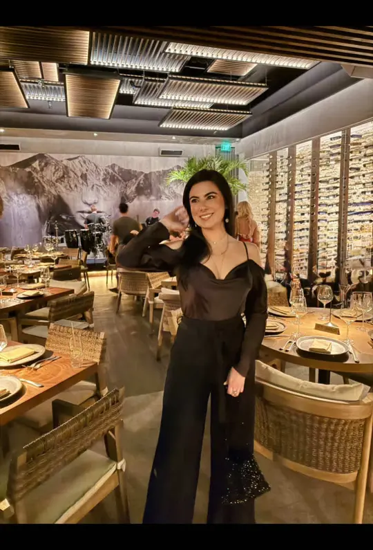 RosaNegra Miami in Miami showing review, visit, ambiance, food, video by amigasguide on TikTok