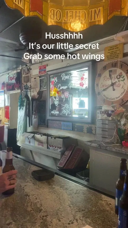 Rosies Corner Pub in Panama City showing wings, food, video by livinpcbbeachlife on TikTok