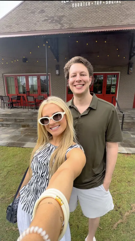 Roswell Junction in Roswell showing pizza, restaurant visit, video by jillian_rhae on TikTok