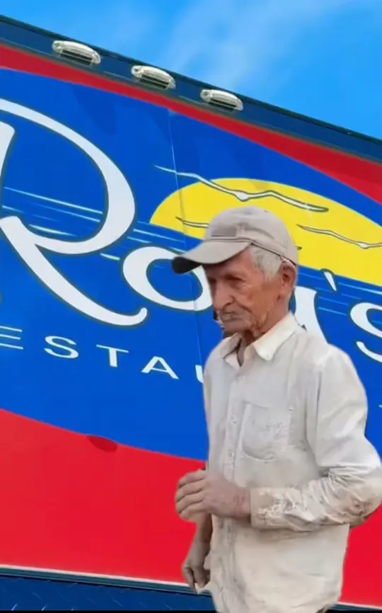 Roy's Restaurant in Steinhatchee showing food, drinks, atmosphere, video by Roy's Restaurant on Facebook