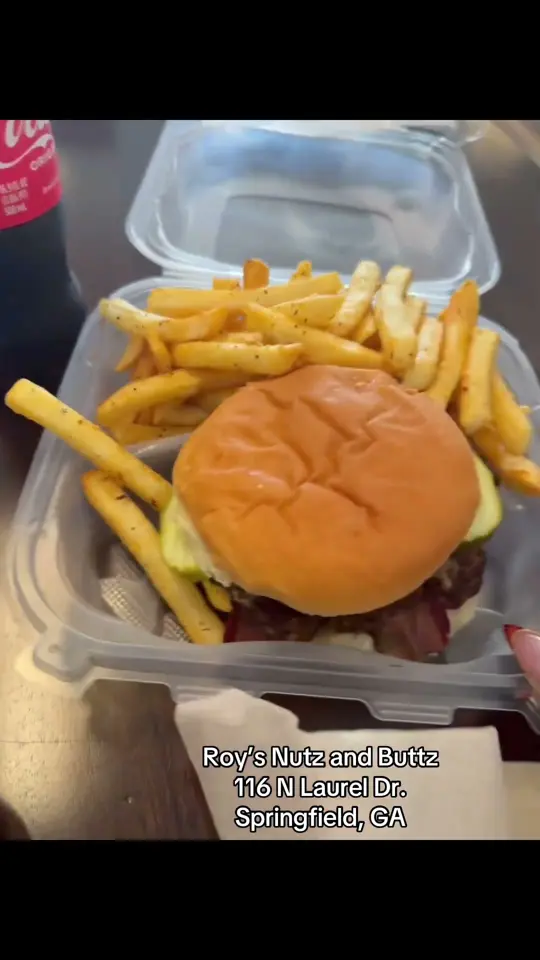 Roy’s Nutz & Buttz in Springfield showing bbq, video by Sherica Snowden  on YouTube