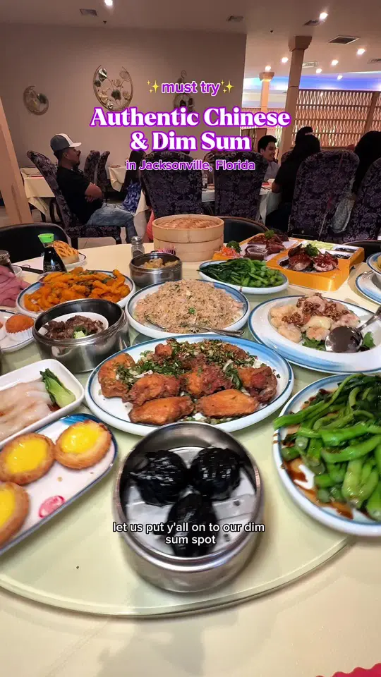 S & R Dim Sum in Jacksonville showing dim sum, drinks, family style meal, video by tagalongwithuss on TikTok