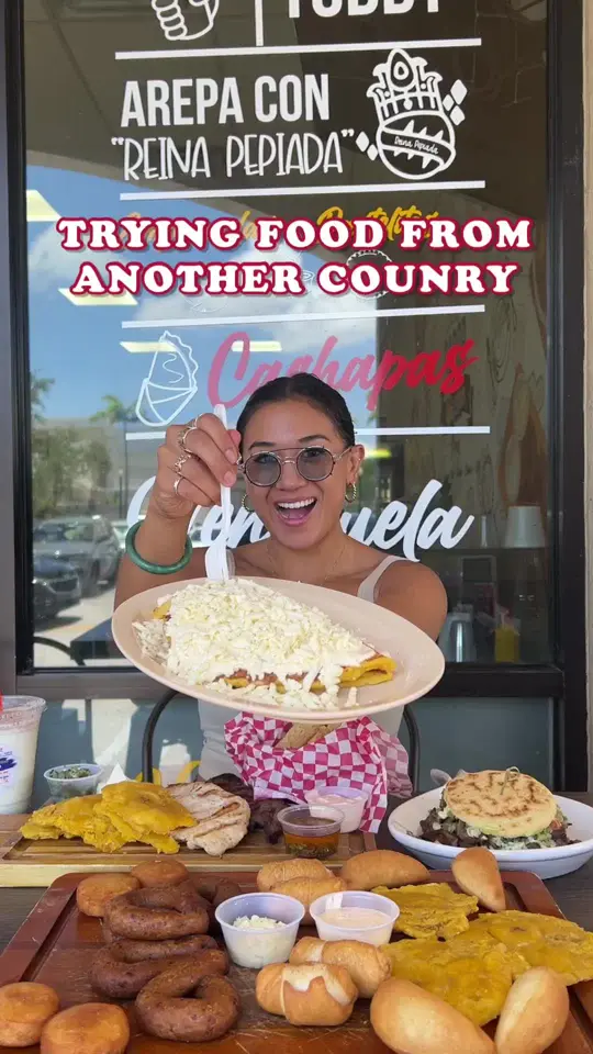 Sabor Venezolano in Doral showing review, visit, video by explorewithgg on TikTok