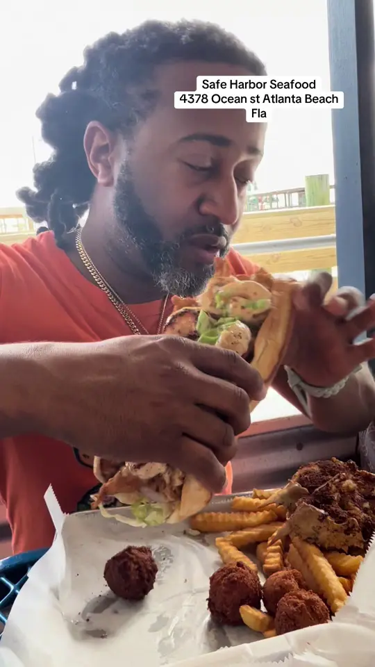 Safe Harbor Seafood in Jacksonville showing food, po boy, shrimp, oysters, soft shell crab, video by therealfoodstalker on TikTok