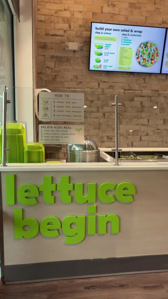 Salata in Nocatee showing restaurant, salad, healthy food, video by ashleysellsthesunshine on TikTok