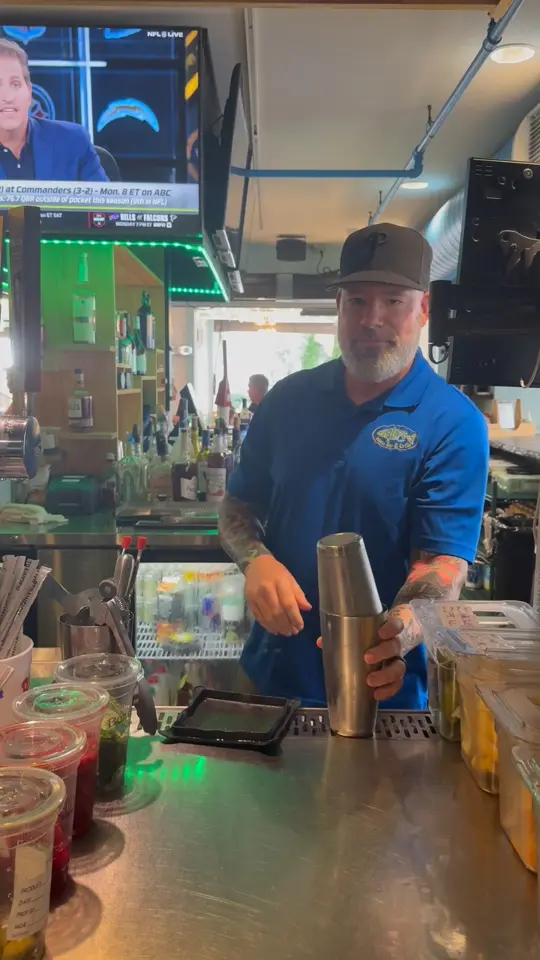 Salty's Island Bar & Grille in Clearwater Beach showing cocktail, island cocktails, video by Salty's Island Bar & Grille on Facebook