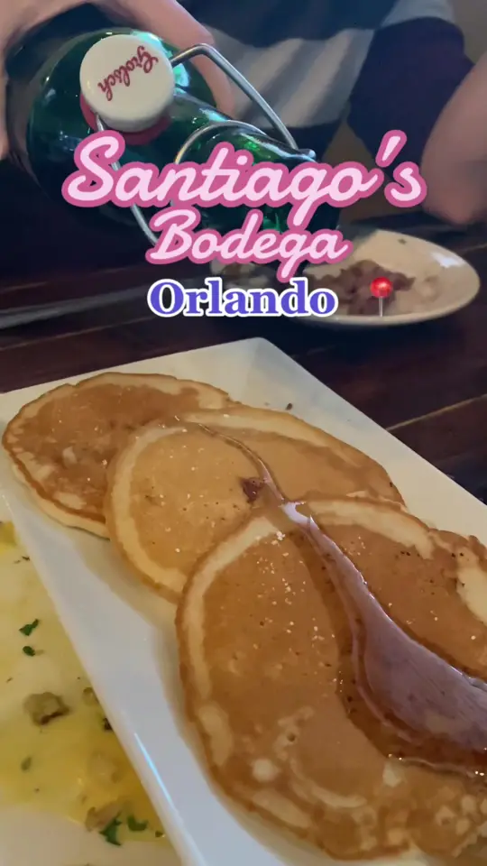 Santiago's Bodega in Orlando showing brunch, bottomless mimosas, drinks, video by cfomoneyfoproblems on TikTok