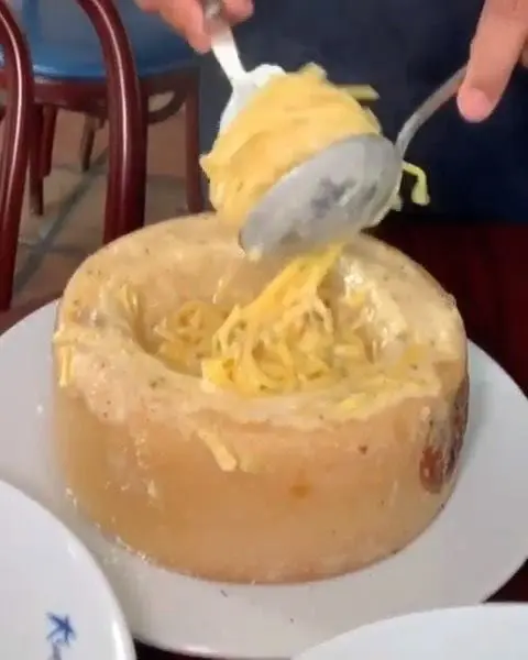 Sapore di Mare Italian Seafood - Coconut Grove in Miami showing food, cacio e pepe, video by Food and Travel on Facebook