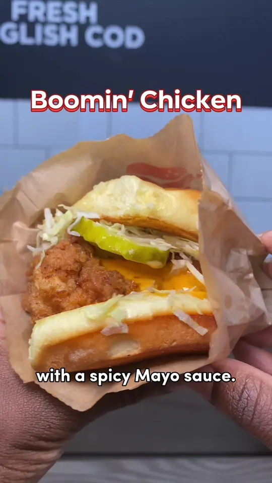  in Florida showing review, boomin' chicken, crab cake, famous fried chicken, spicy falafel, seasoned fries, cookies & cream custard shake, video by kcsfinalbite on TikTok