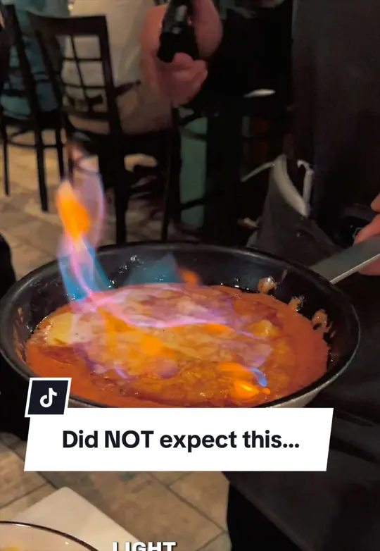 Scarpino's Classic Italian in Lutz showing restaurant visit, table-side fire, video by tampabitesandsites on TikTok