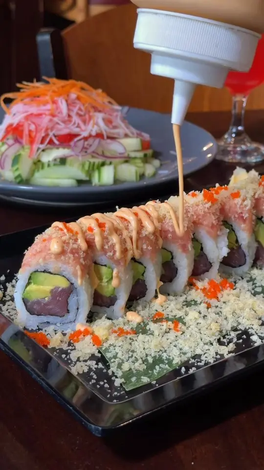  in Florida showing sushi, susa roll, video by Sea Siam Thai & Japanese Restaurant on Facebook
