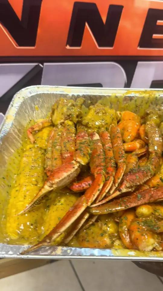 Seafood Connection Express in Savannah showing food, crab claws, delivery, restaurant visit, video by seafoodconnectionexpress on TikTok