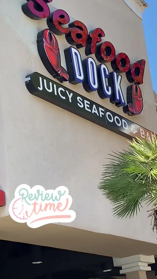 Seafood Dock on TikTok, video by wearethetaylorz