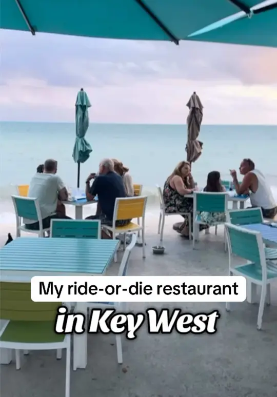 Seaside Cafe at the Mansion in Key West showing lobster pizza, views, drinks, video by hellofloridakeys on TikTok