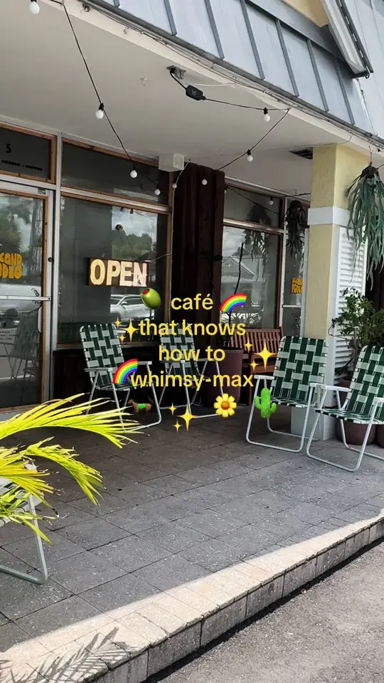 Second Rodeo in Boynton Beach showing coffee shop, matcha latte, interior design, video by adriianacld on TikTok