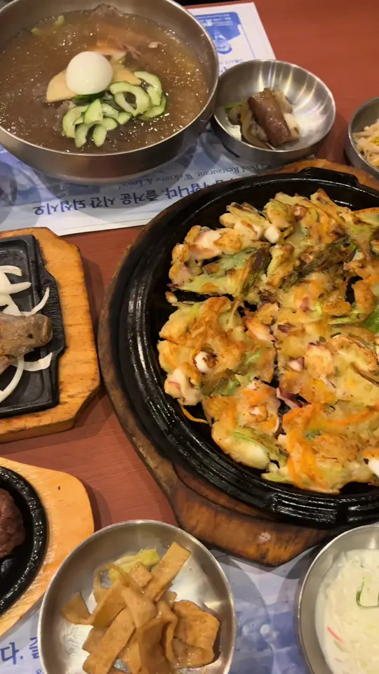 Seo Ra Beol KBBQ- 서라벌 KBBQ in Duluth showing food, cold noodles, video by dahdahlee5 on TikTok