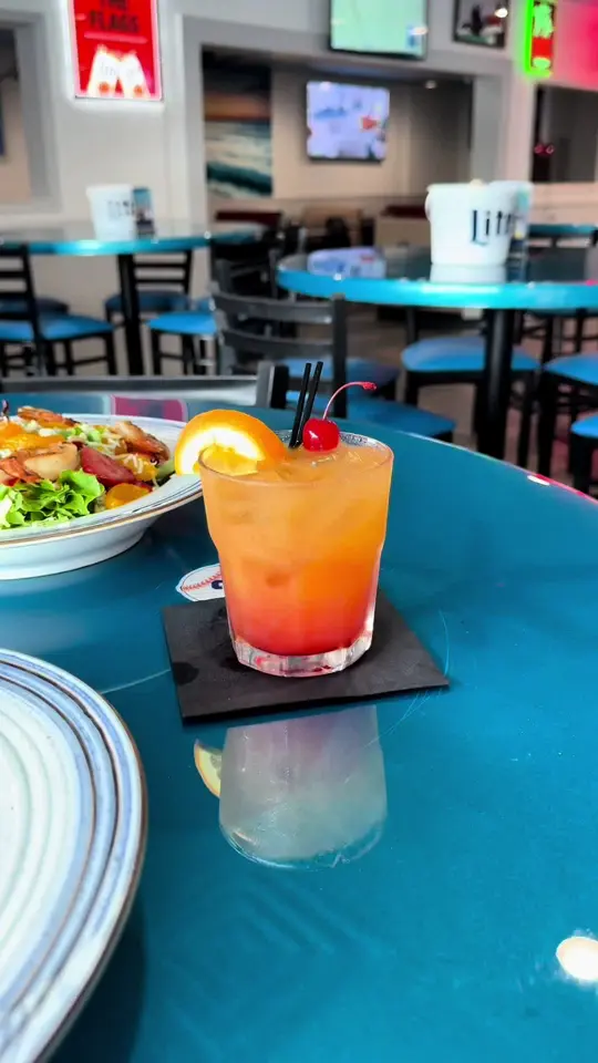  in Florida showing review, visit, burger, crispy wings, shrimp & grits, chef’s steak frites du jour, video by eatlocalflorida on TikTok