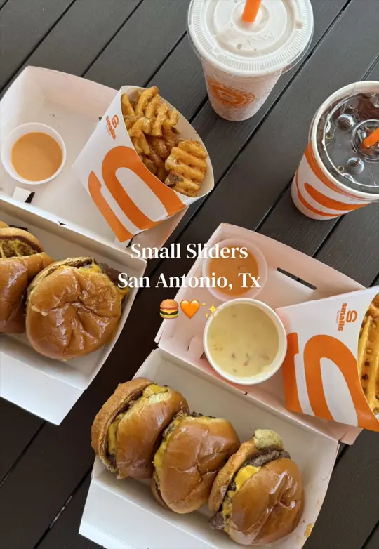 Smalls Sliders in Ocala showing food, burger, video by analysaaaa on TikTok