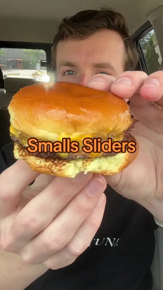 Smalls Sliders in Ocala showing food review, sliders, queso, video by dirtycoggins on TikTok