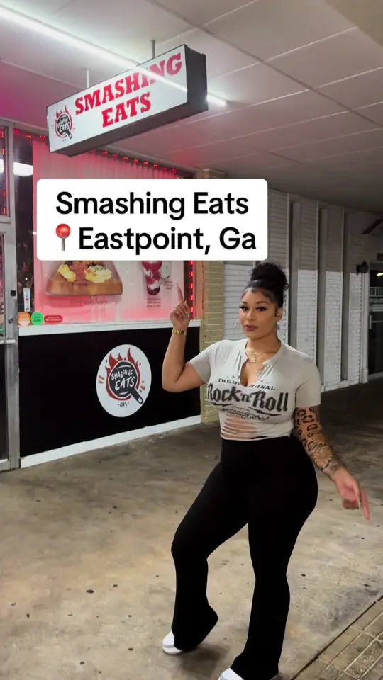 Smashing Eats Atl East point in East Point showing food, variety of choices, video by glamorous__gabi on TikTok