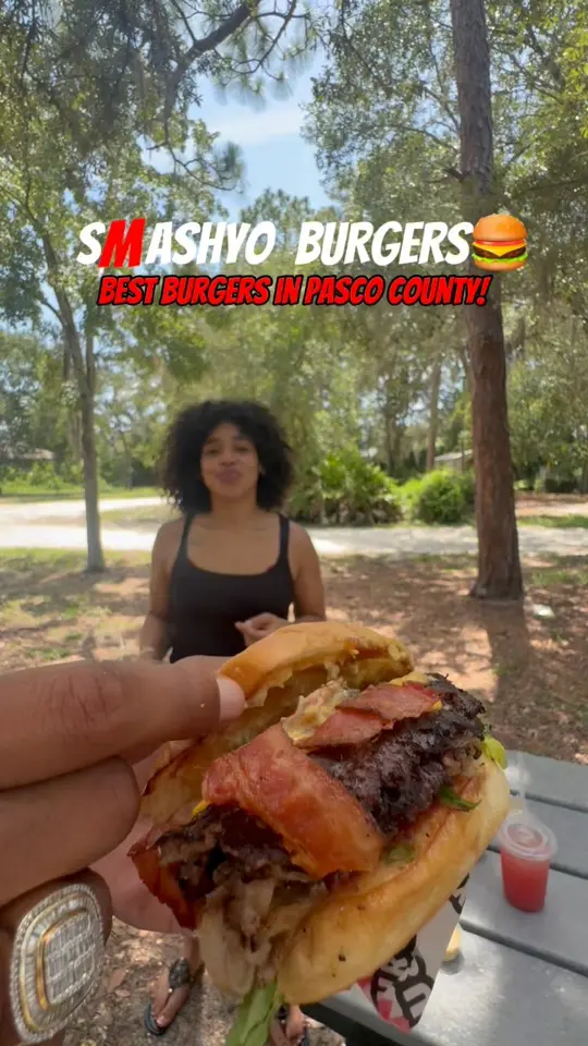 Smashyo Burgers in Holiday showing visit, burgers, wings, video by Roshinnah Greene on Facebook