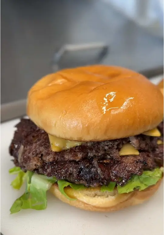 Smashyo Burgers in Holiday showing smashburger, crispy edges, juicy center, video by smashyoburgers on TikTok