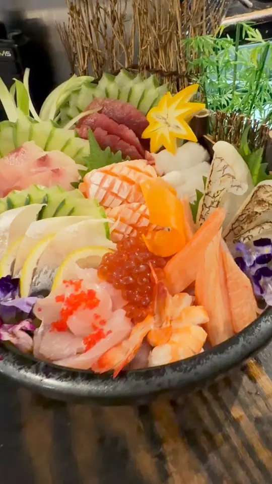 Soho Sushi in Tampa showing sushi, happy hour, video by Soho Sushi on Facebook