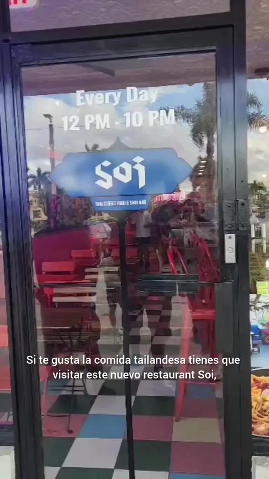 SOI Thai Street Food in Miami showing review, thai street food, video by 0327laura on TikTok
