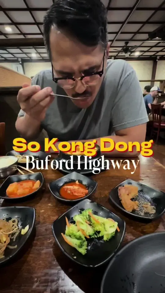 SoKongDong Tofu & BBQ Restaurant in Doraville showing review, beef soondubu, beef, seafood, video by chrismomongan on TikTok