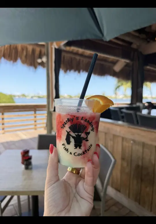 Sparky's Landing - Fish n Cocktails in Marathon showing review, visit, waterfront dining, fresh seafood, cocktails, video by hollielollie on TikTok