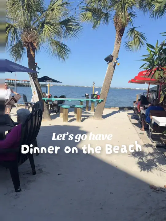 Squid Lips in Melbourne showing restaurant visit, review, biminis bread, mussels, oysters, beach atmosphere, video by whittneyaa on TikTok