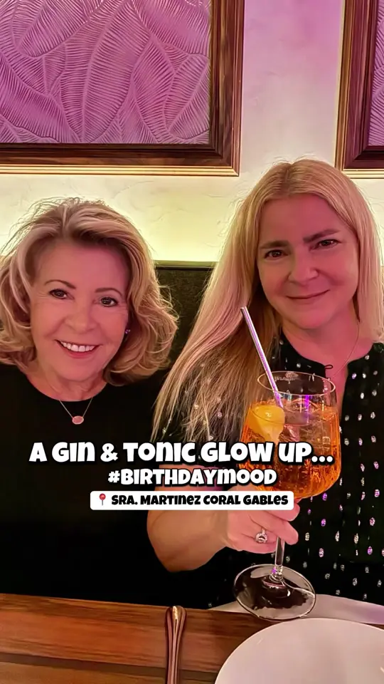 Sra. Martinez in Coral Gables showing cocktail, gin & tonic with aperol, live music, birthday celebration, dinner, atmosphere, video by sunnyonscene on TikTok