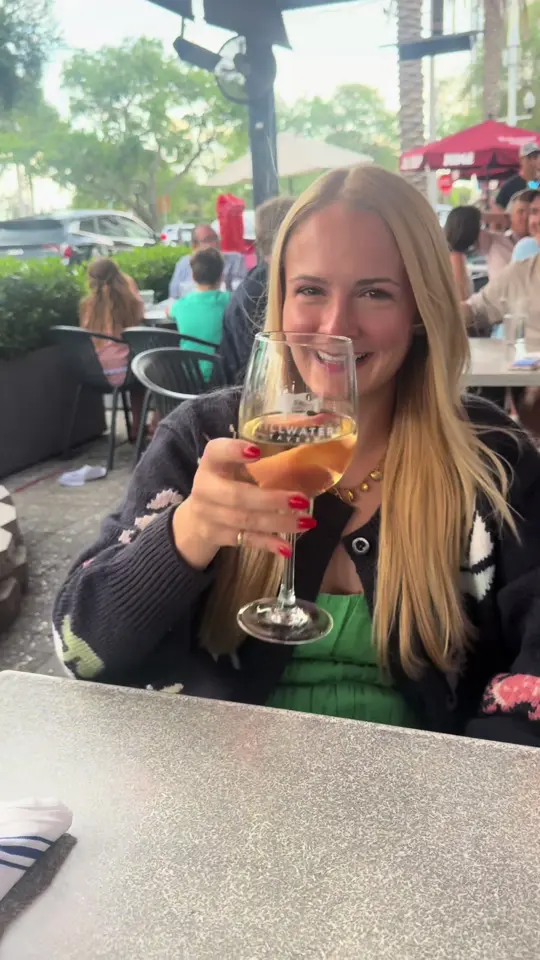 Stillwaters Tavern in St. Petersburg showing food, fried green tomatoe stack, atmosphere, patio, dog friendly, video by kelliehenson_kh on TikTok