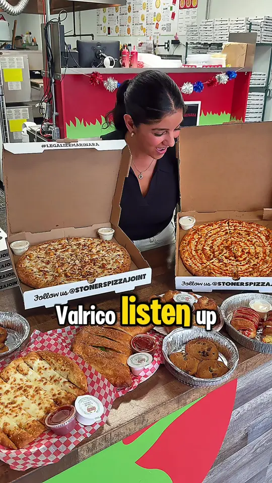 Stoner's Pizza Joint Deltona in Deltona showing pizza, new york style pizza, video by judycorteztpa on TikTok
