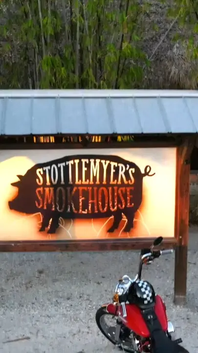 Stottlemyer's Smokehouse in Sarasota showing live music, atmosphere, visit, video by Stottlemyer's Smokehouse on Facebook