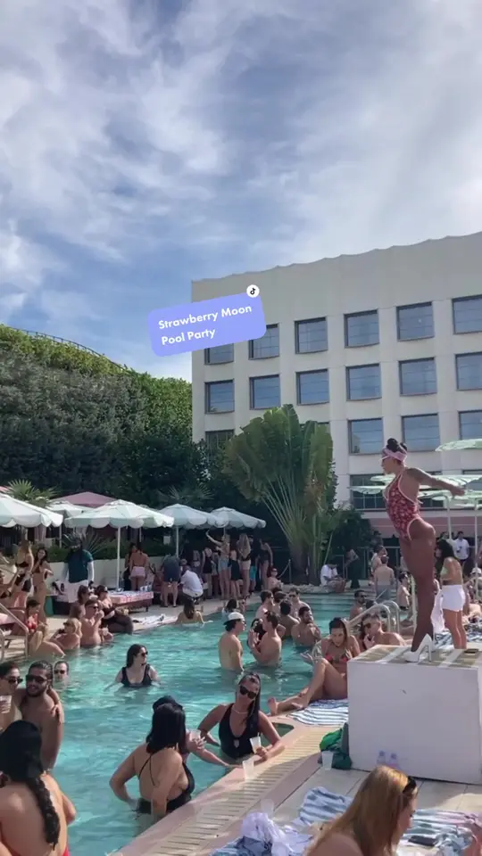 Strawberry Moon in Miami Beach showing pool party, dj, video by bites.n.bevs on TikTok