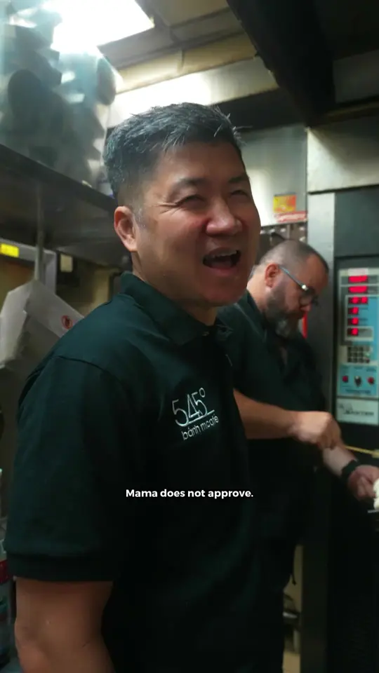 SUGARCANE in Miami showing restaurant visit, banh mi, box lunches, sugarcane juice, coconut smoothie, fried donut, video by josiaheats on TikTok