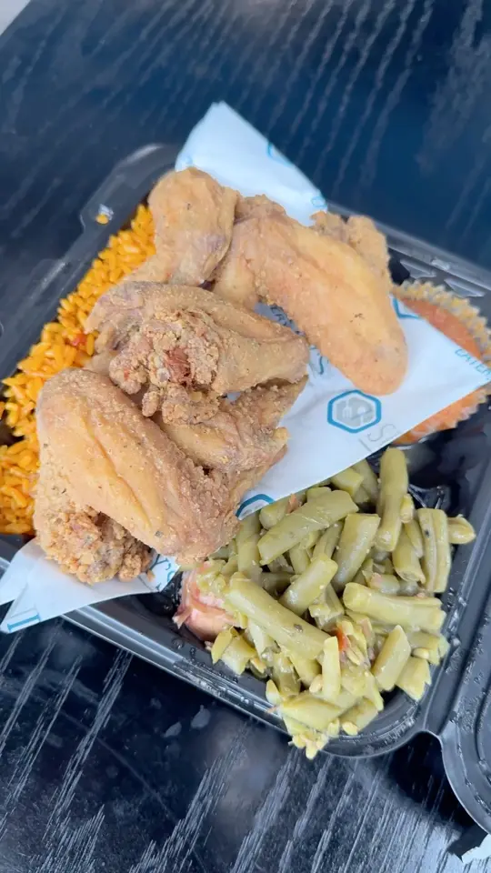 Sunday's Eatery on YouTube, video by Thee Traveling Writer