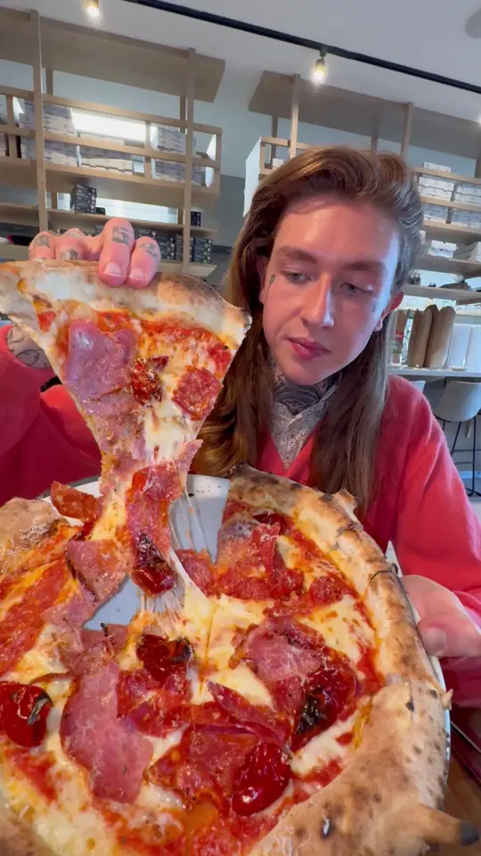 Sunnyside Pizzeria in Sandy Springs showing dinner, pesto pasta, drink art, video by 5tfumatthew on TikTok