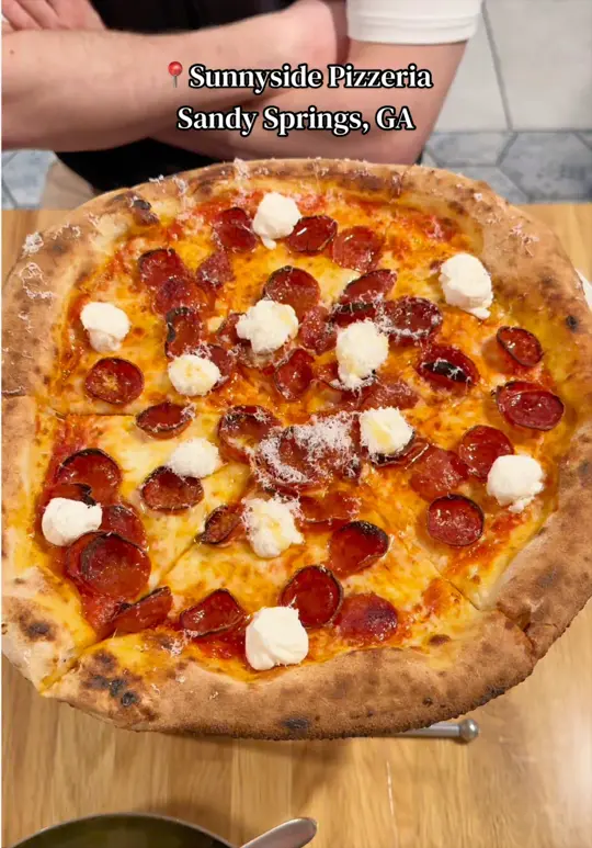 Sunnyside Pizzeria in Sandy Springs showing review, visit, video by _hungryhay on TikTok